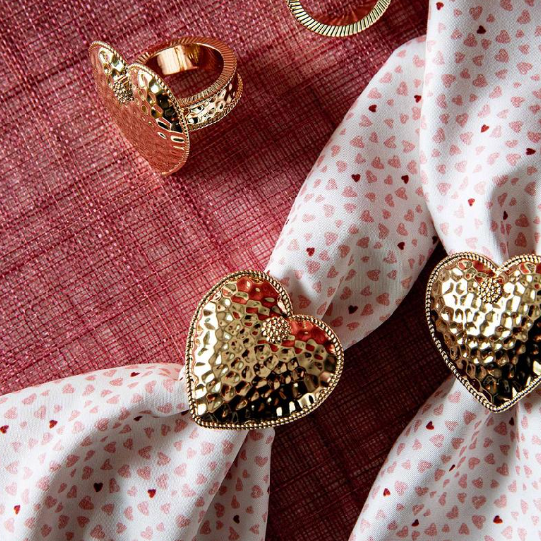 Berry & Thread Heart Napkin Ring, Set of 4 in Gold