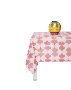 Tablecloth in Slinky Red