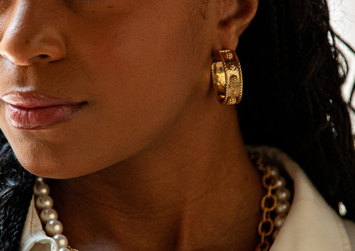 Berry Hoop Earrings in Hammered Gold