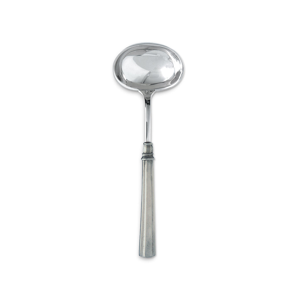 Lucia Ladle