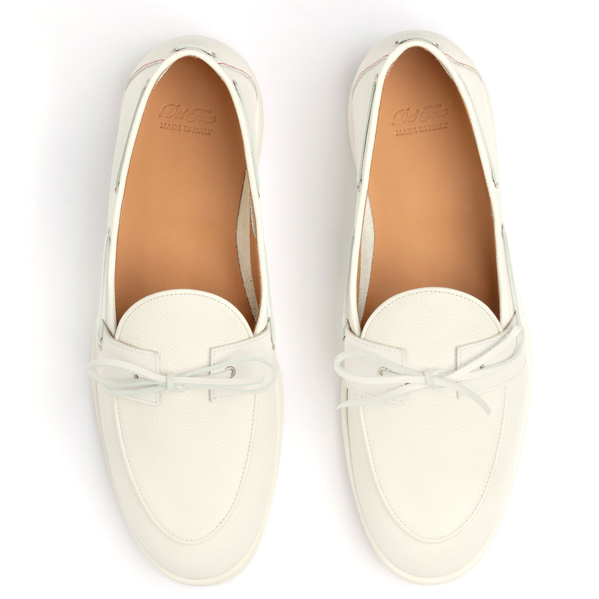 Women's Vintage White Pebbled Leather Barca Yacht Loafer