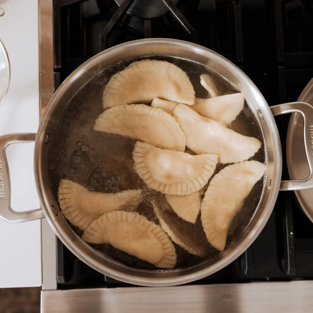 Stainless Clad Stock Pot in 8 QT