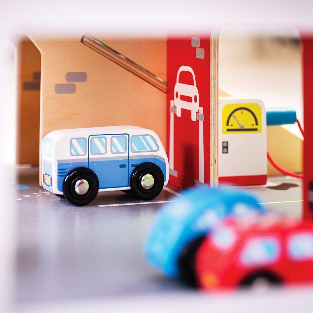 Park & Play Garage