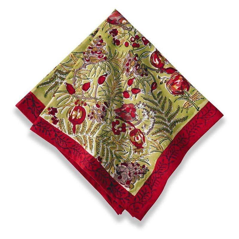 winter_garden_wreath_napkins_red_green_1