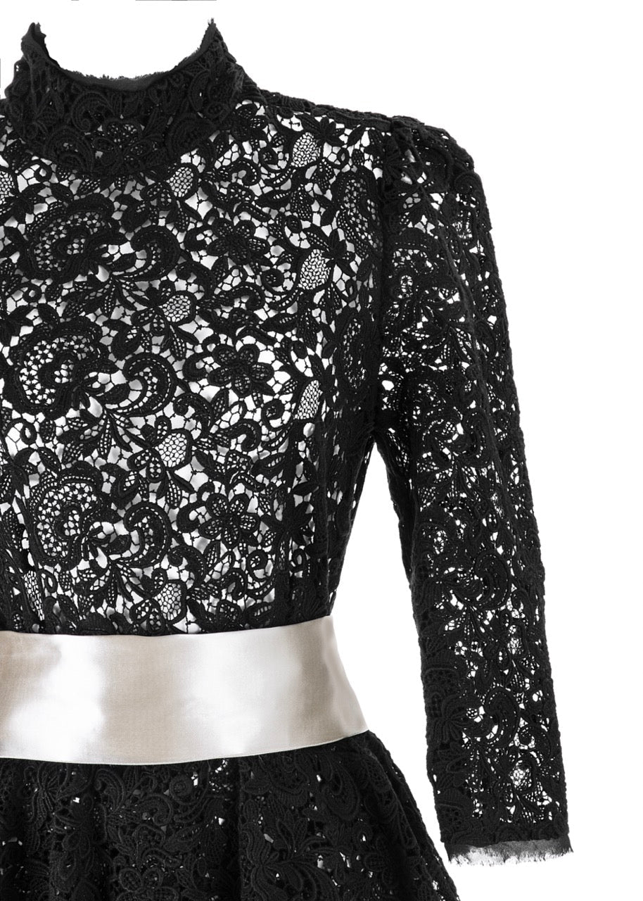 Dahlia Top in Black Lace