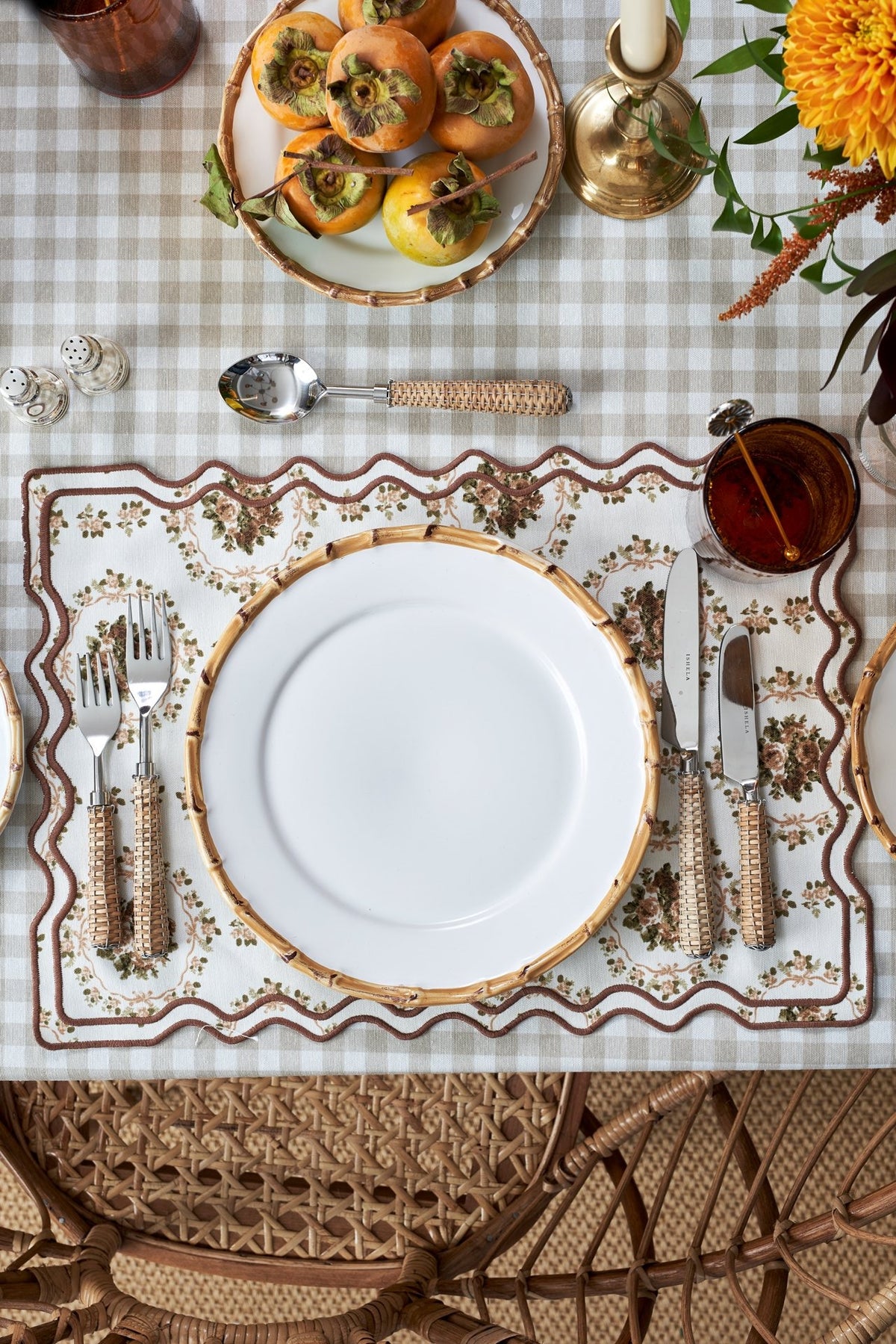 Elodie Placemat and Napkin Set with Bows and Florals with Embroidery