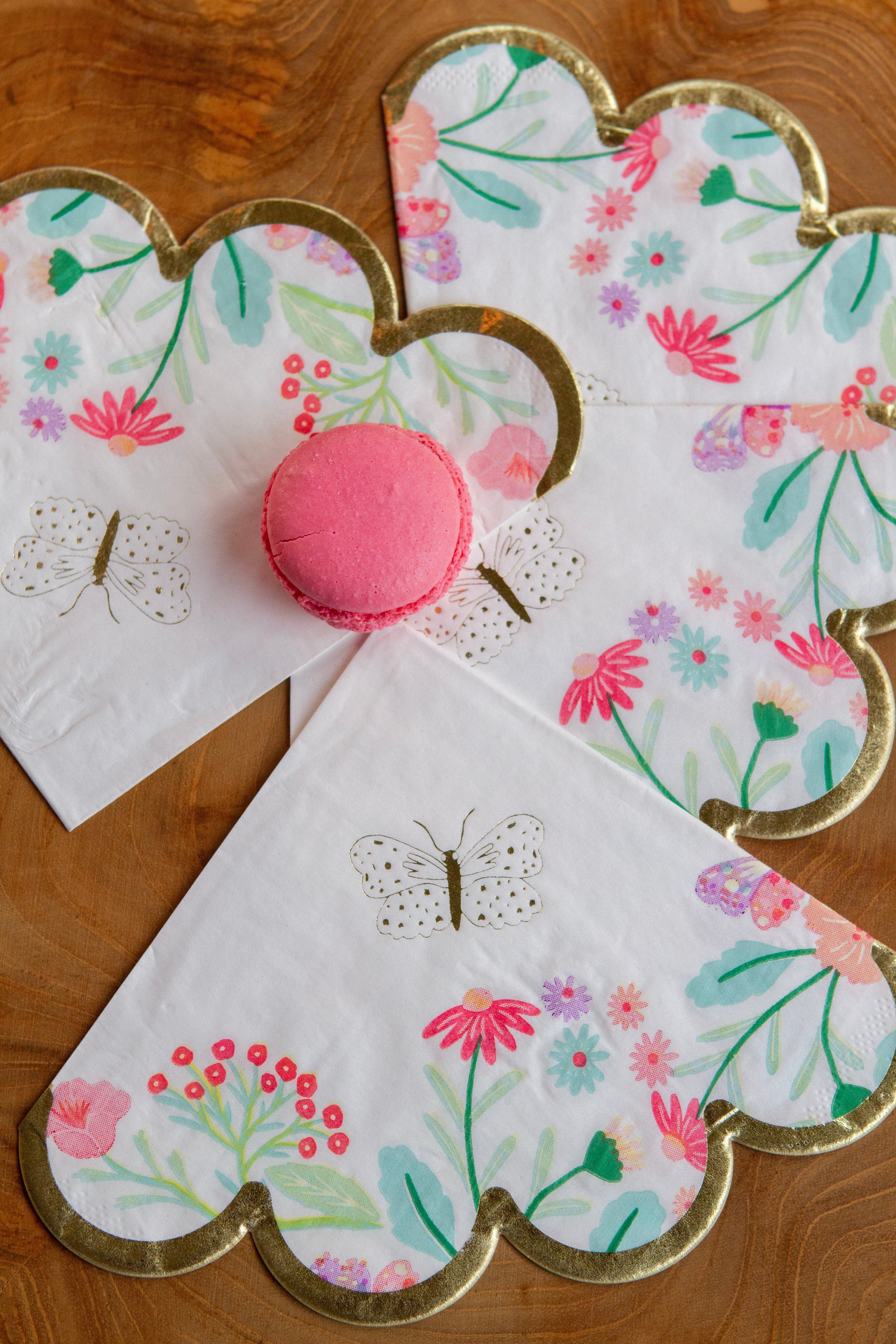 Tea Party Scalloped Napkins