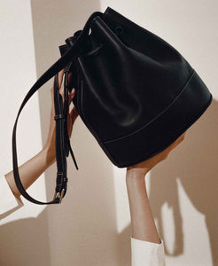 The Extra Large Drawstring in Nappa Leather