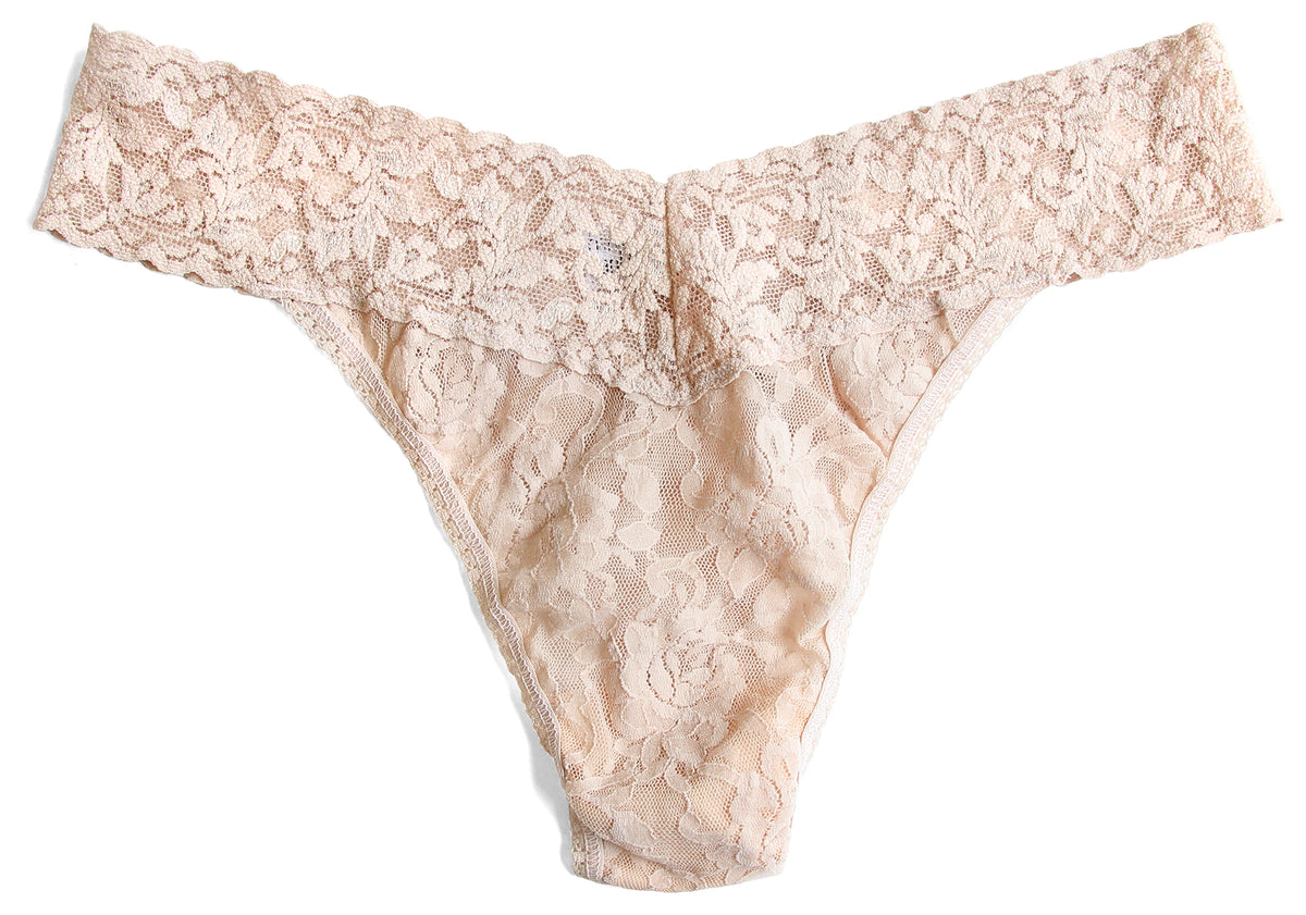 Signature Lace Low Rise Thong