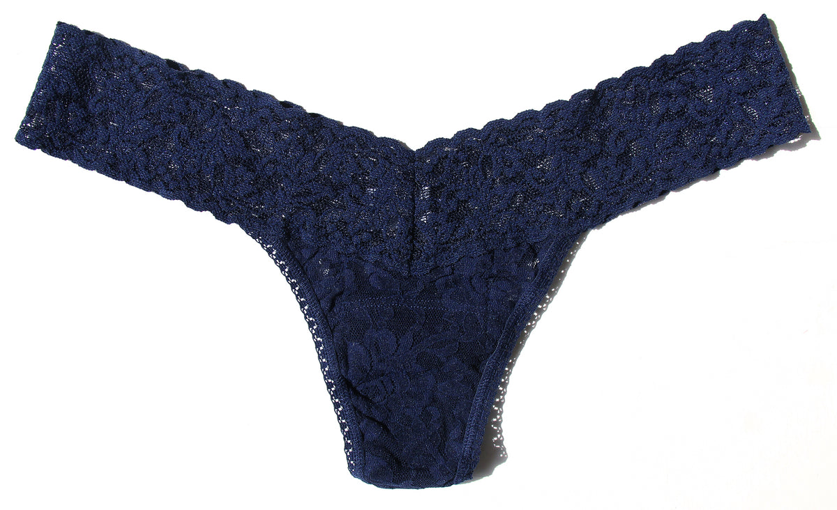 Signature Lace Low Rise Thong