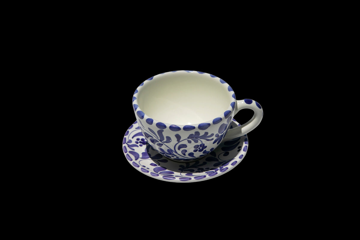 Coffee Cup with Saucer in Azul Classico