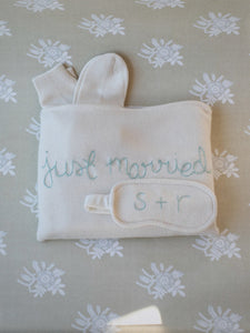 Just Married Travel Set