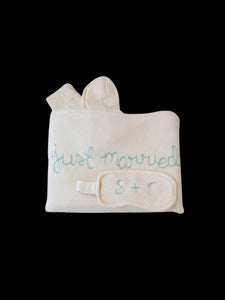 Just Married Travel Set