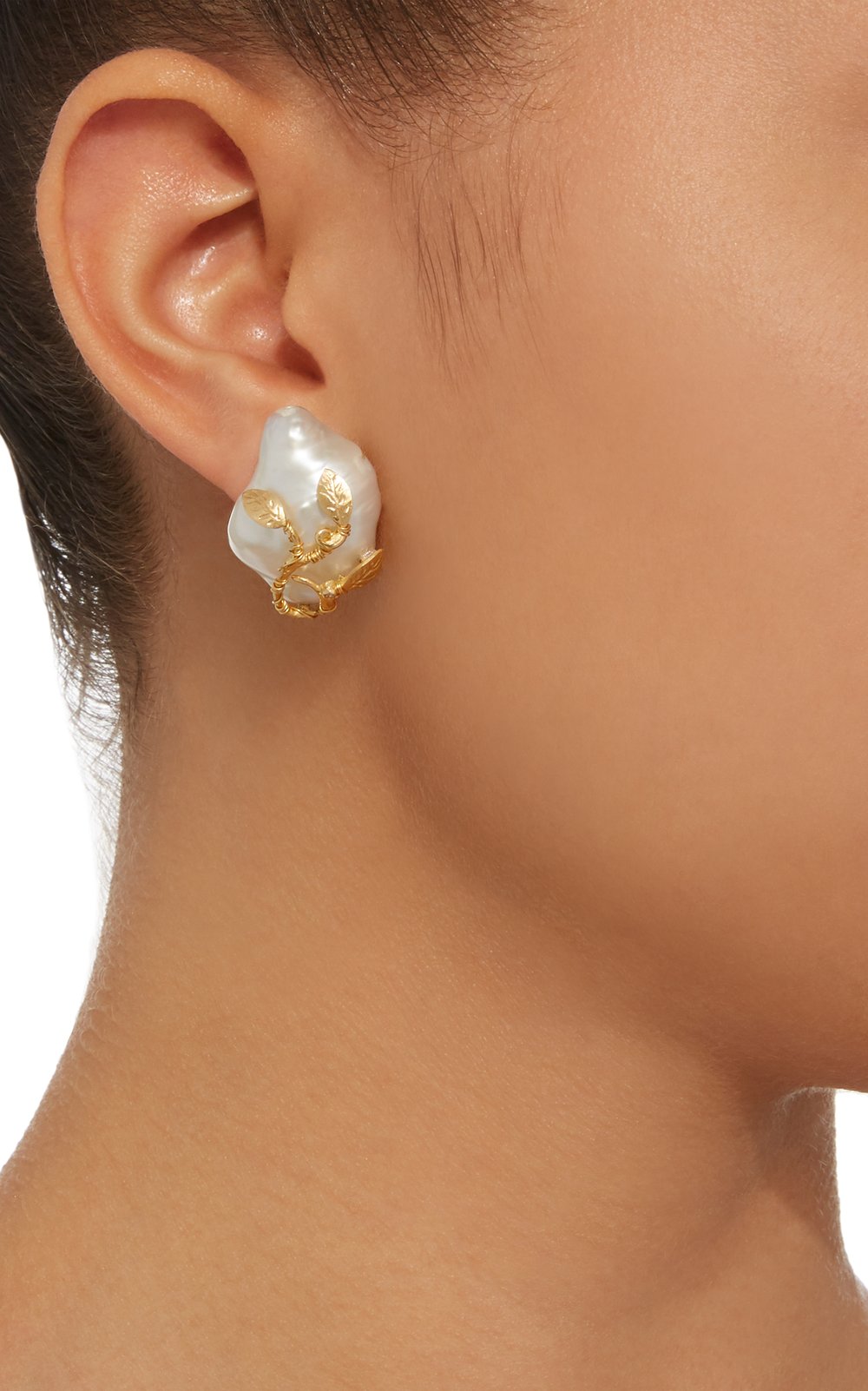 Hedera Pearl Clip Earrings