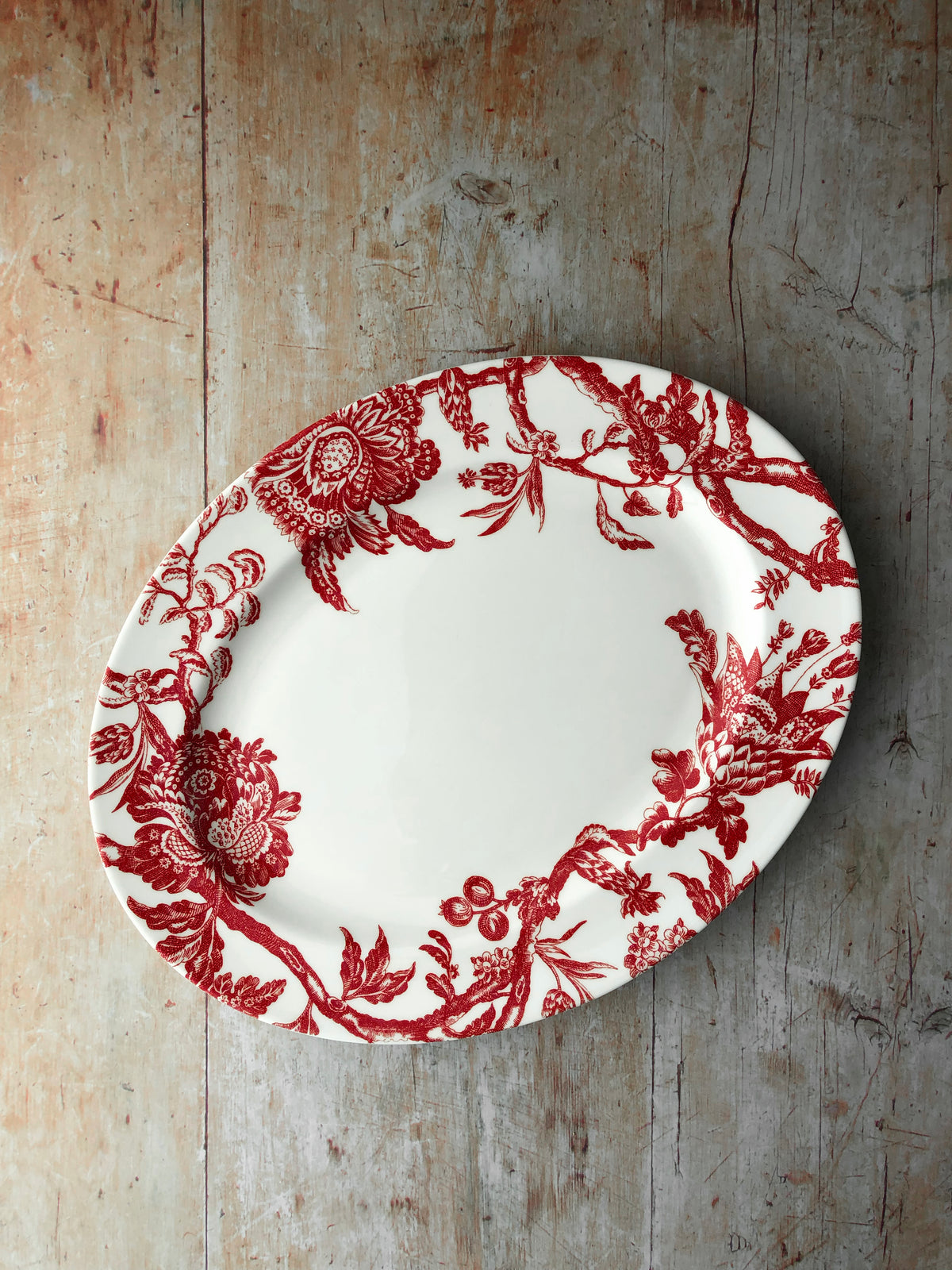 Arcadia Crimson Large Oval Rimmed Platter