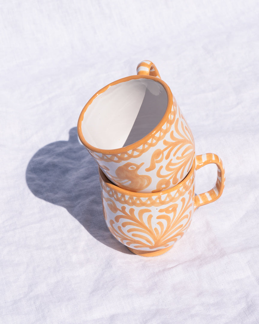 Casa Melocoton Mug with Hand-painted Designs