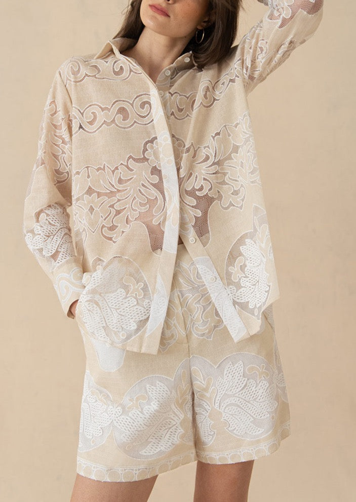 Nova Raschel Shirt in Beige / White Lace