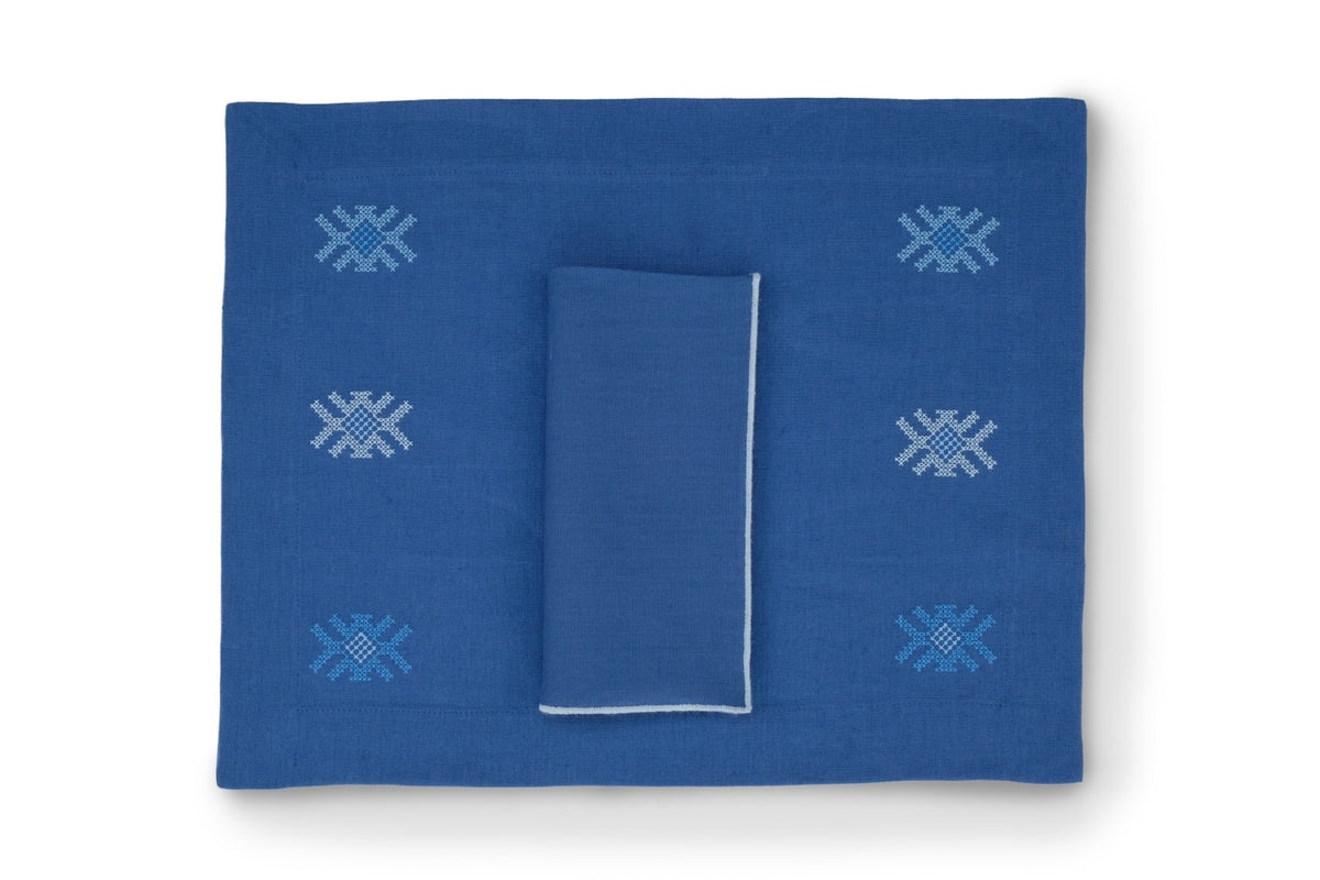 Azul Napkin with Light Blue Small Trim, Set of 4