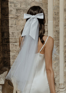 Classic Detachable Bow Veil