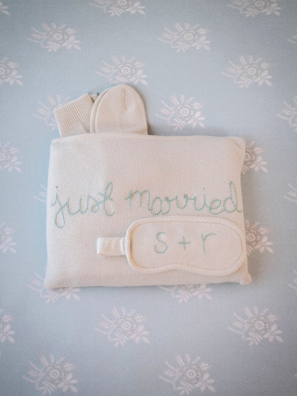 Just Married Travel Set