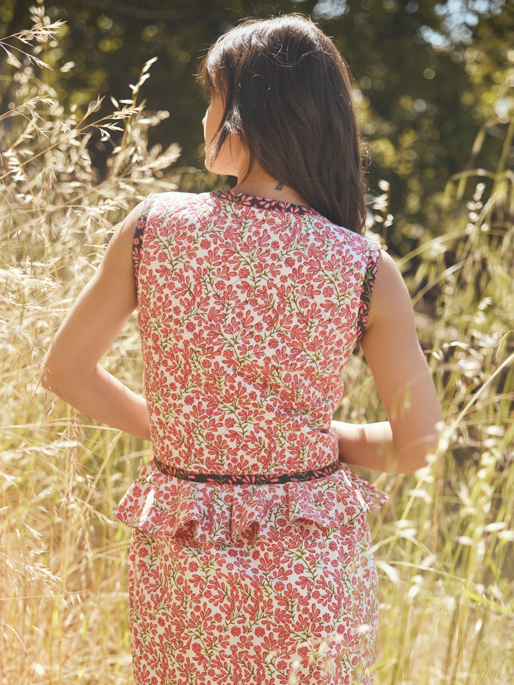 Anne Quilted Reversible Ruffled Vest in Ivory and Light Ruby Floral