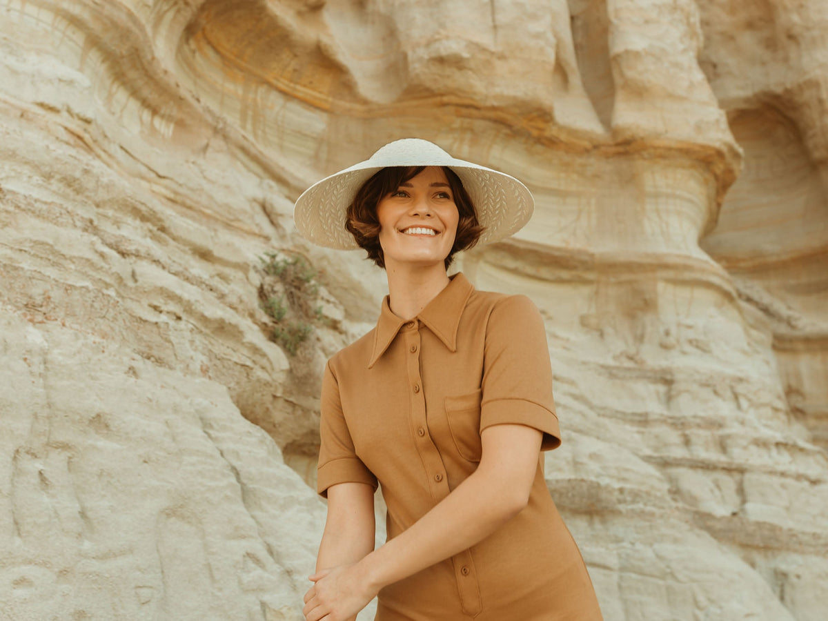 Redwood Visor in White