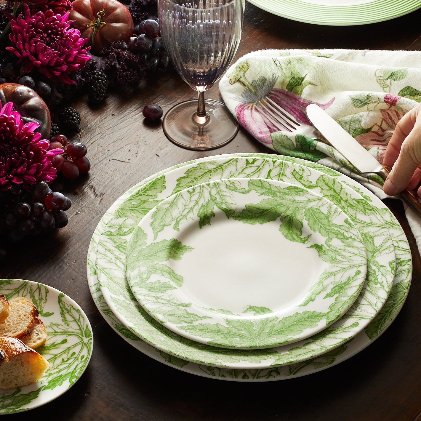 Freya Rimmed Dinner Plate