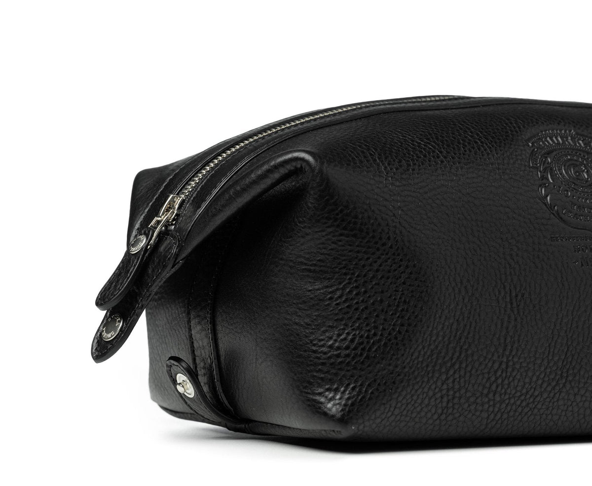 Holdall No. 101 Toiletry Bag in Vintage Tan Leather