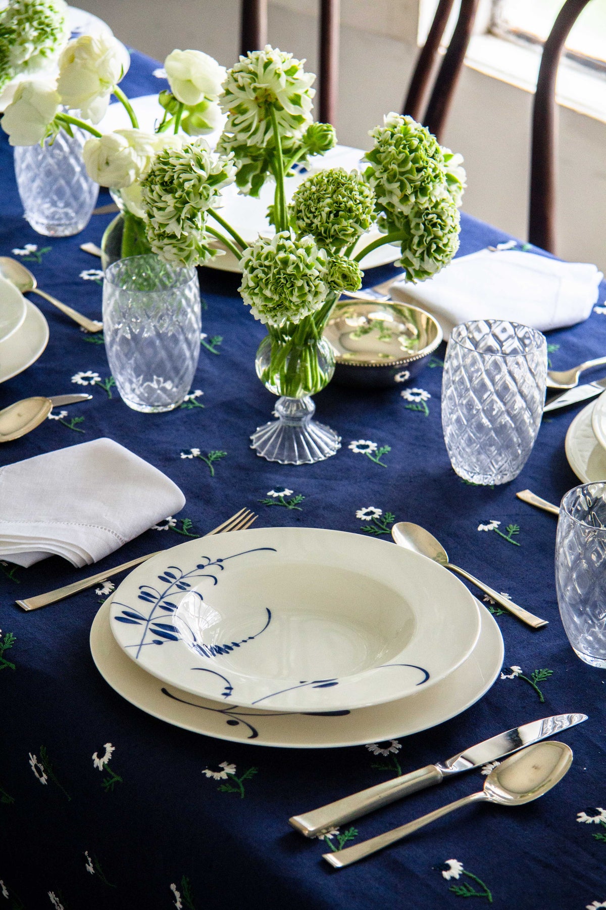 Manzanilla Navy Rectangular Tablecloth