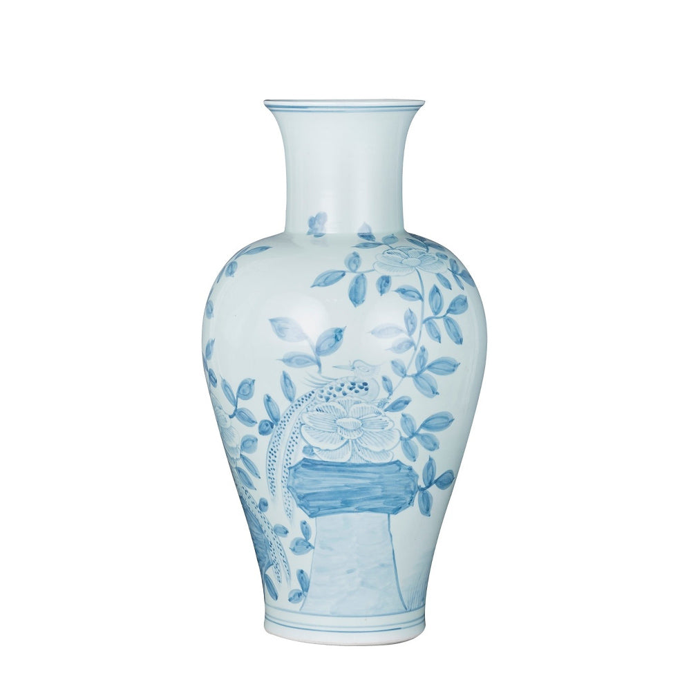 Blue and White Fairy Vase with a Pheasant Flower Motif