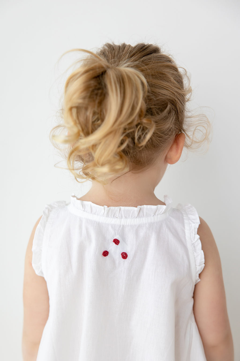 Noa White Cotton Dress with Red Rosebud Embroidery