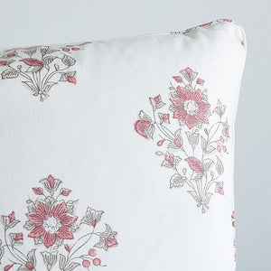 Beatrice Bouquet 20" Pillow in Pink