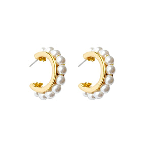 Wynnie Pearl Hoop Earring