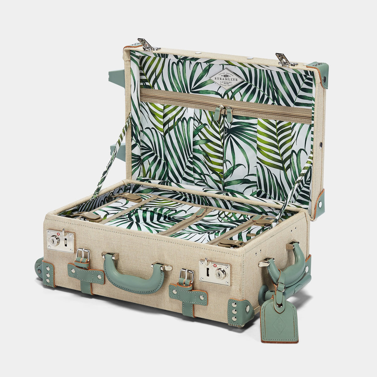 The Editor in Sea Green Carryon