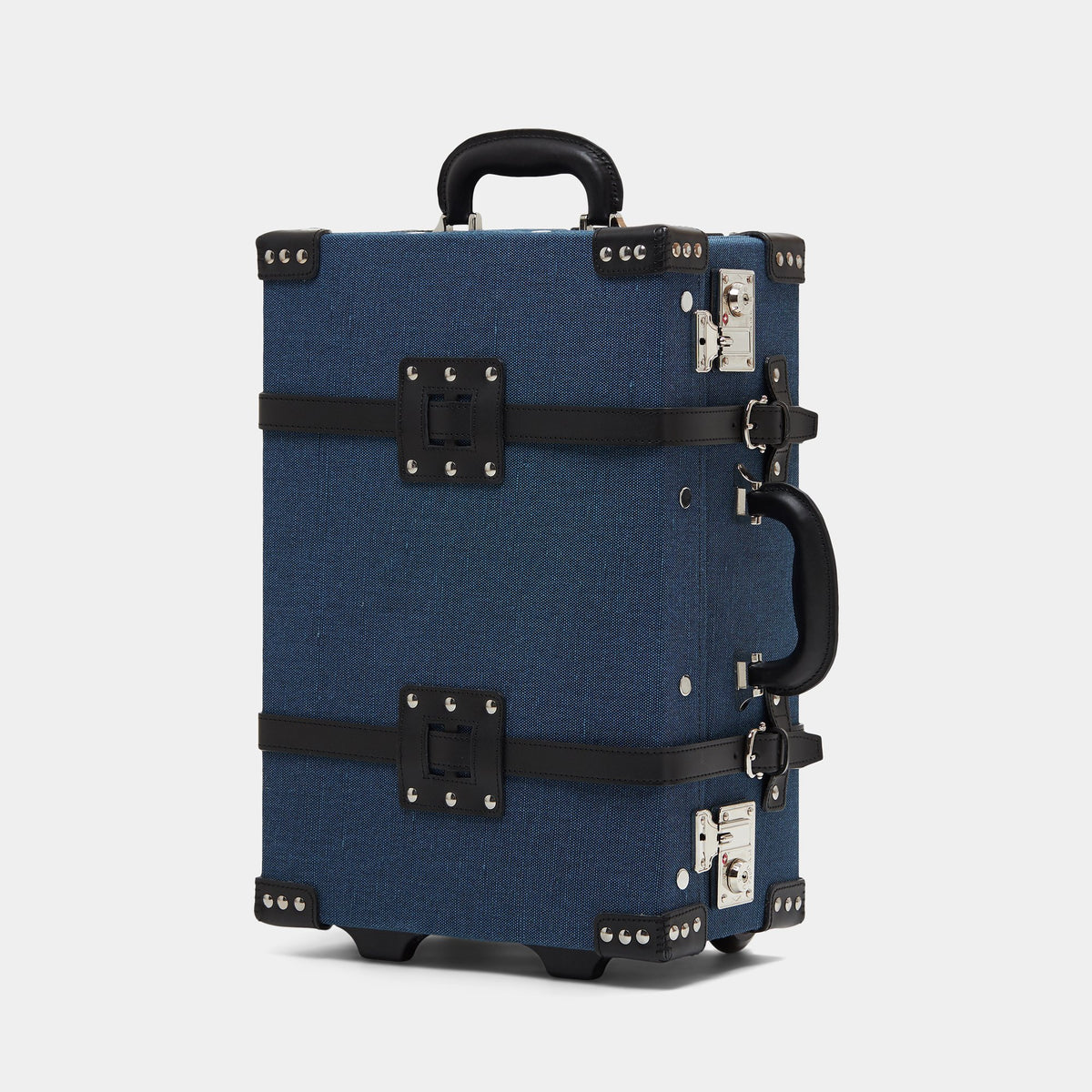 The Editor in Navy Carryon