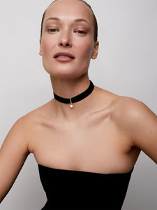 14K Gold Black Velvet Pearl Choker