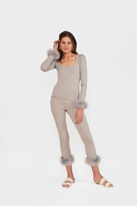 The Weekend Chic Set with Leggings in Grey