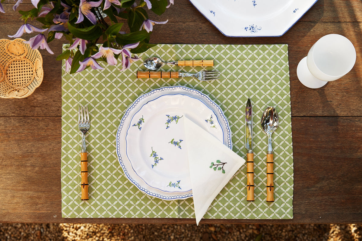 Treillis Rectangular Jacquard Placemat in Pistache