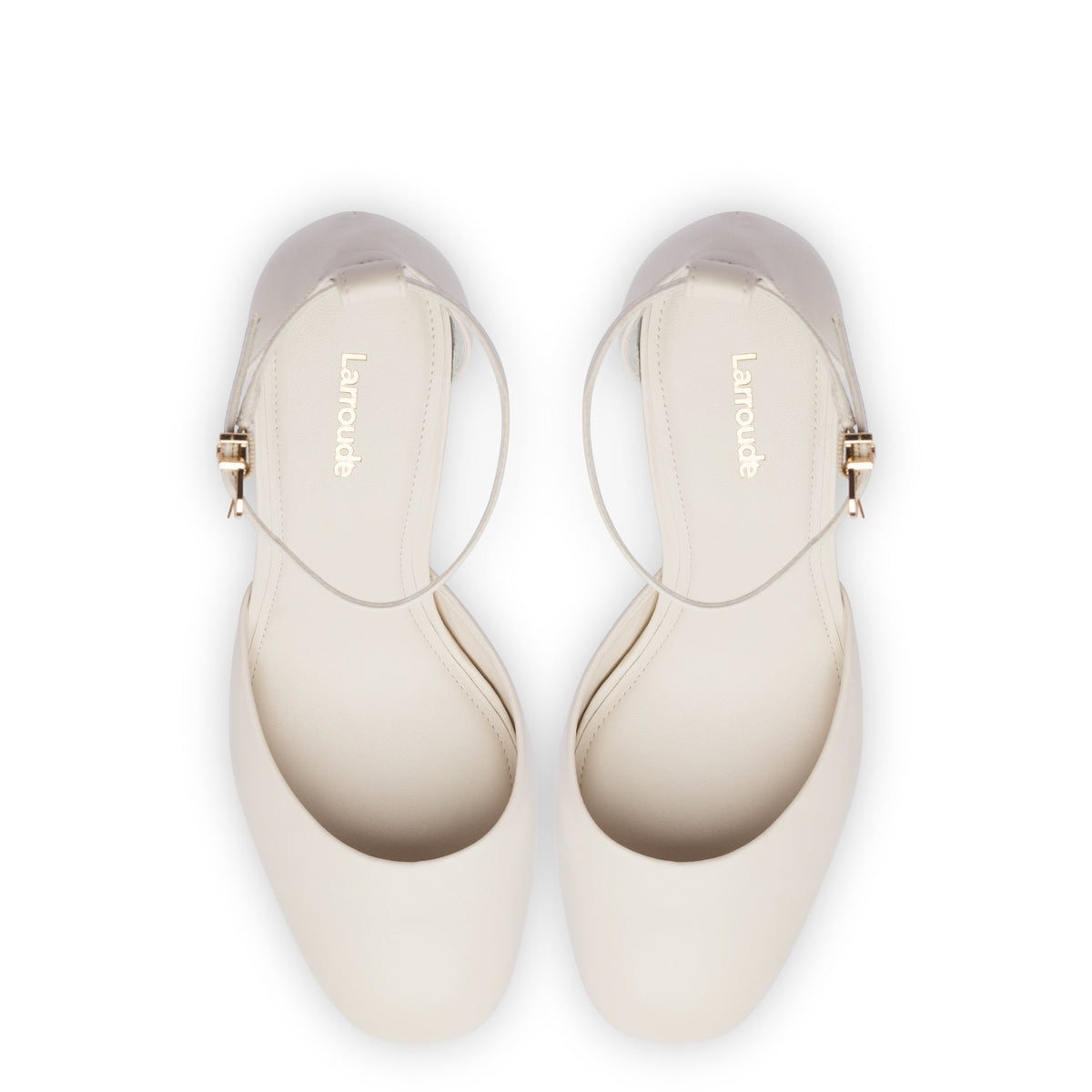 Ari Pump In Ivory Leather