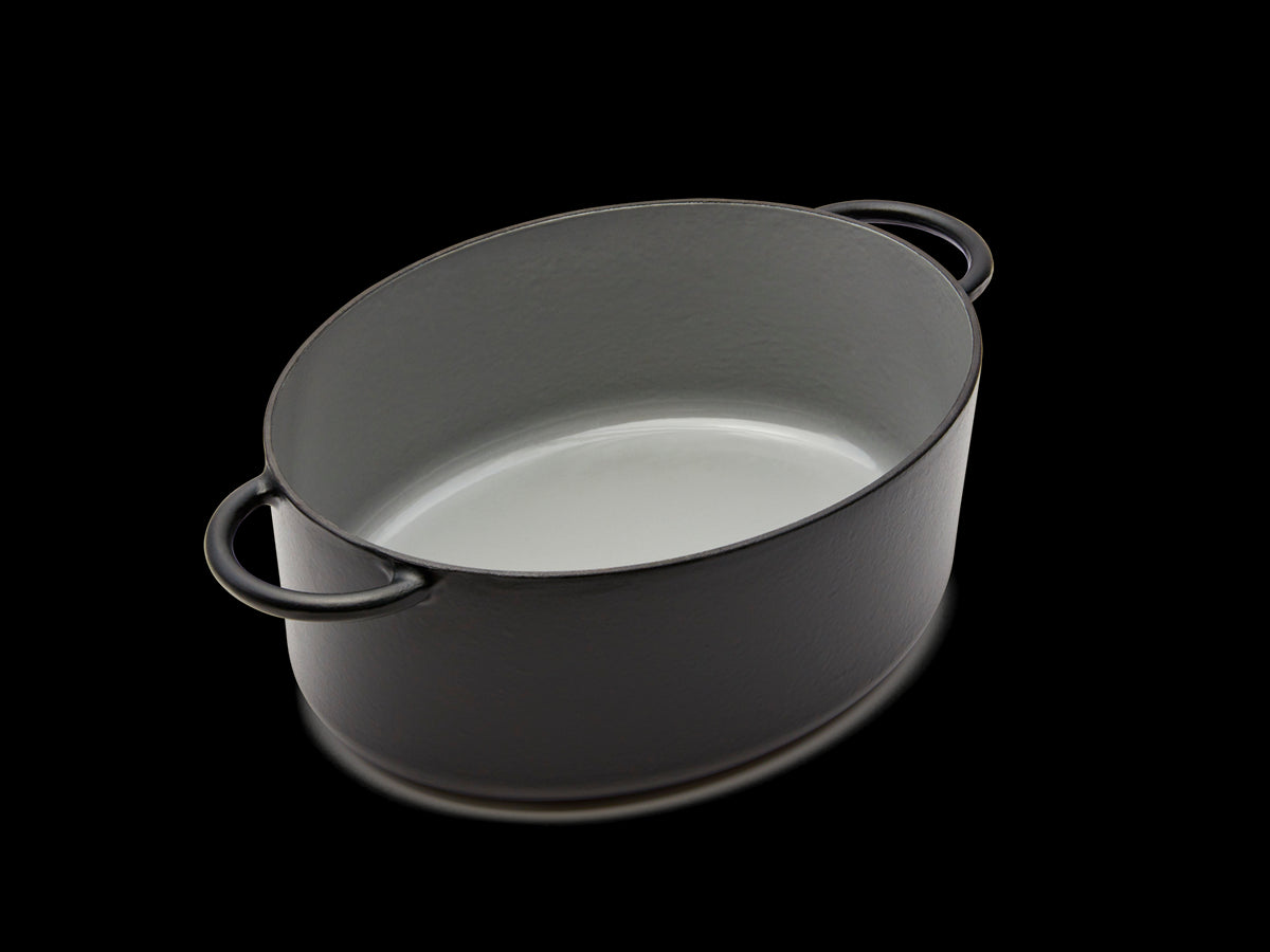 Enameled cast-iron Dutch oven in pepper black - no lid