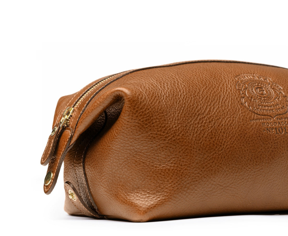 Holdall No. 101 Toiletry Bag in Vintage Tan Leather
