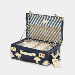 The Entrepreneur - Navy Carryon