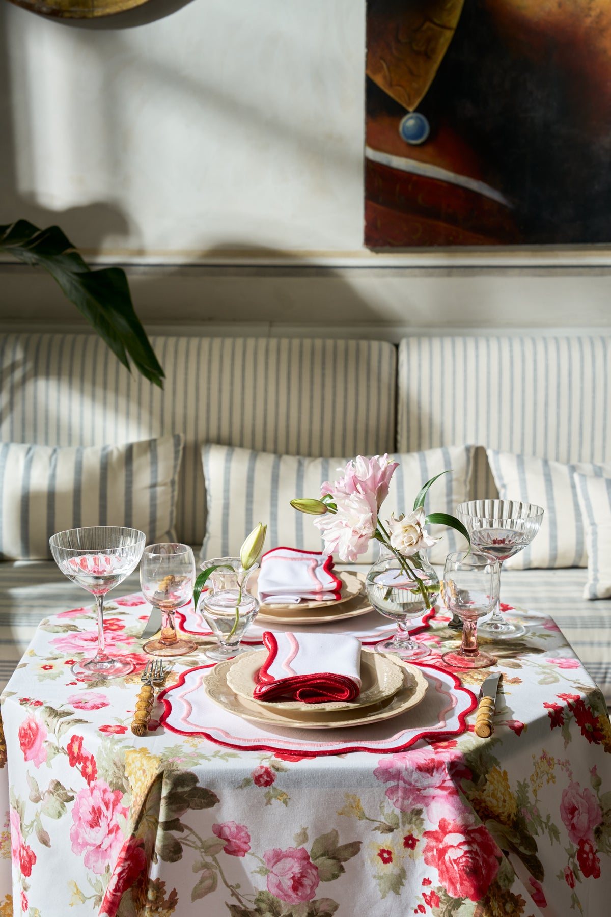 Wild Roses Tablecloth in White