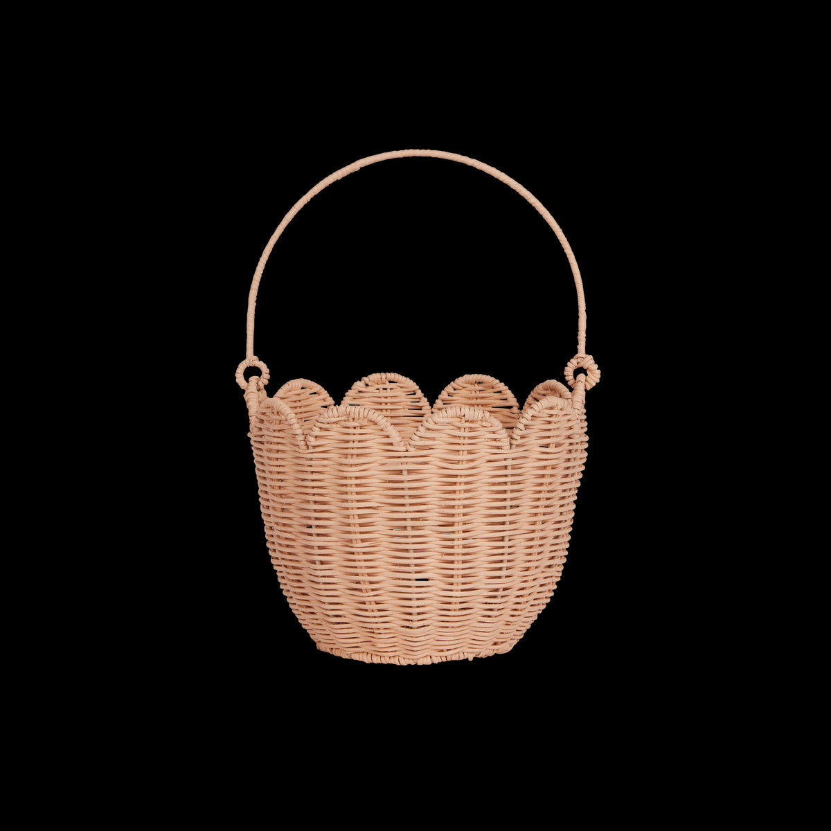 Rattan Tulip Carry Basket in Seashell Pink